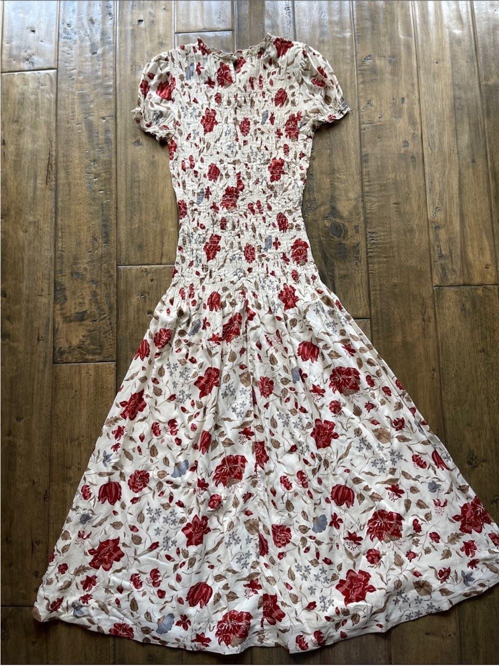 Reformation Kiria Smocked Midi
Dress in Gwendoline Cream Red - Picture 5 of 7